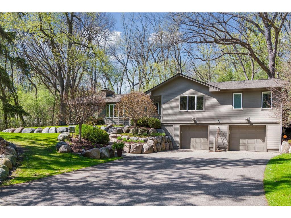 11608 Live Oak Drive Minnetonka MN 55305 7021105 image1