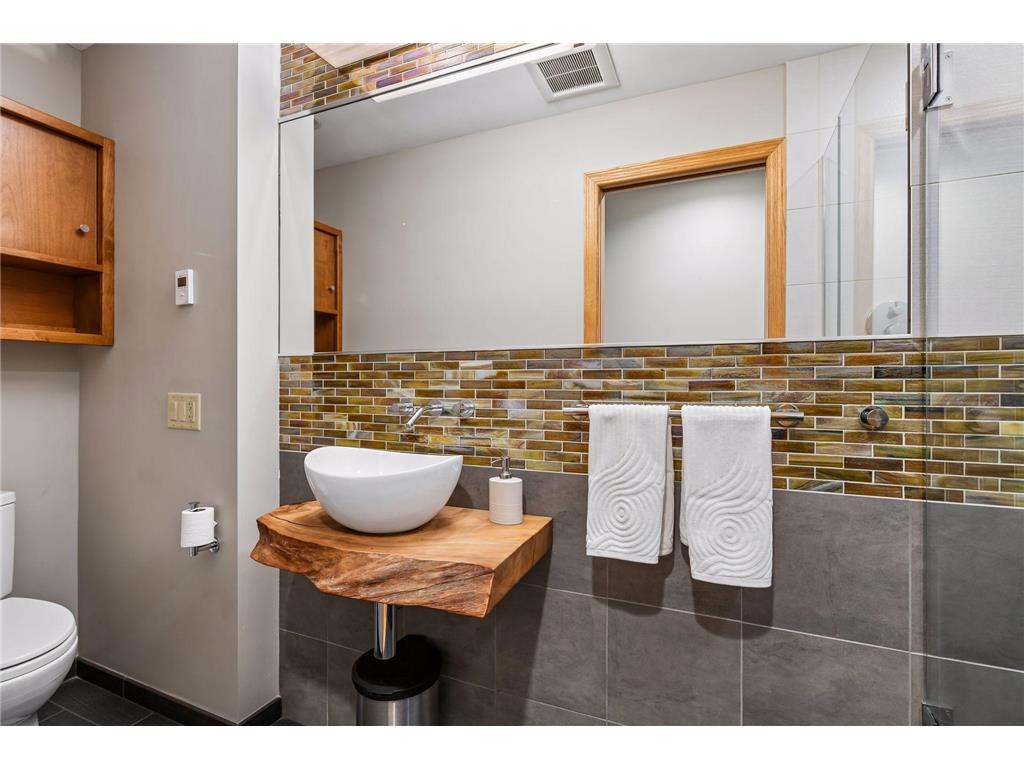 11608 Live Oak Drive Minnetonka MN 55305 7021105 image20