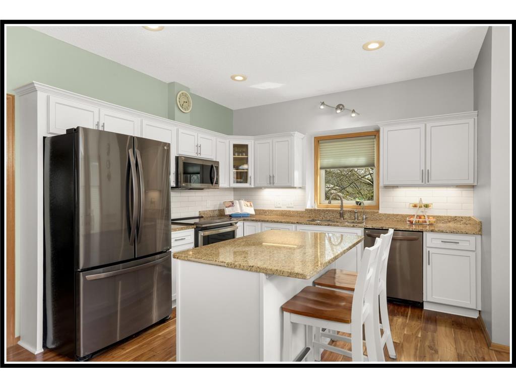 11609 88th Place N Maple Grove MN 55369 7033727 image8