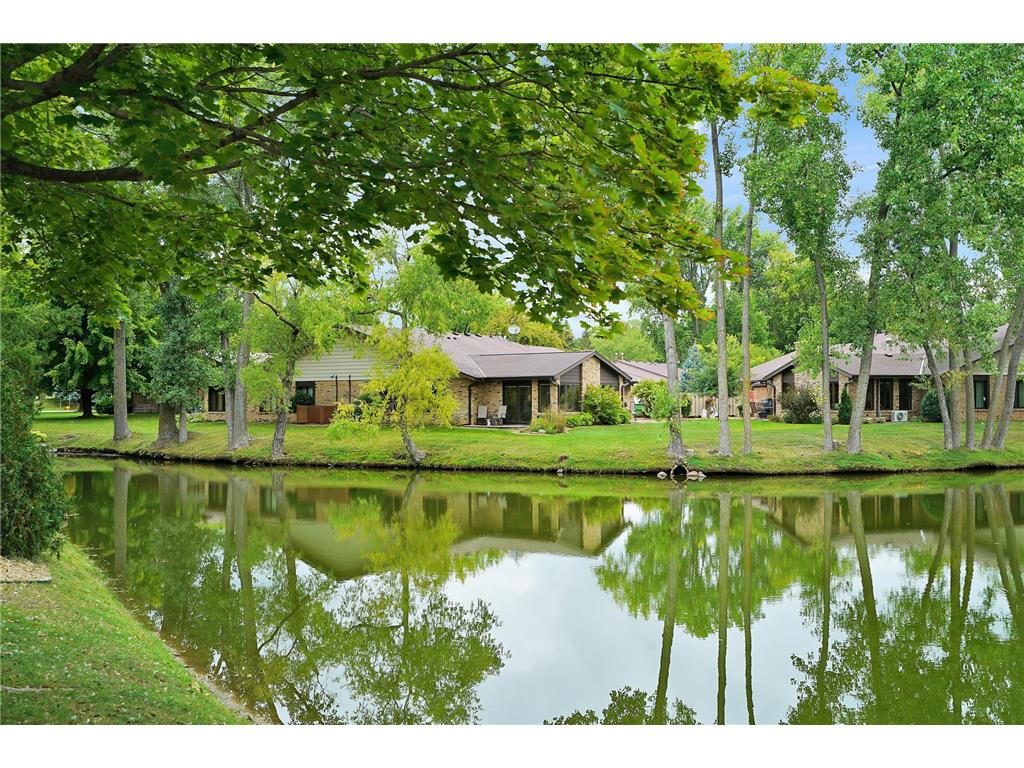 1161 Black Oaks Lane N Plymouth MN 55447 6432766 image1