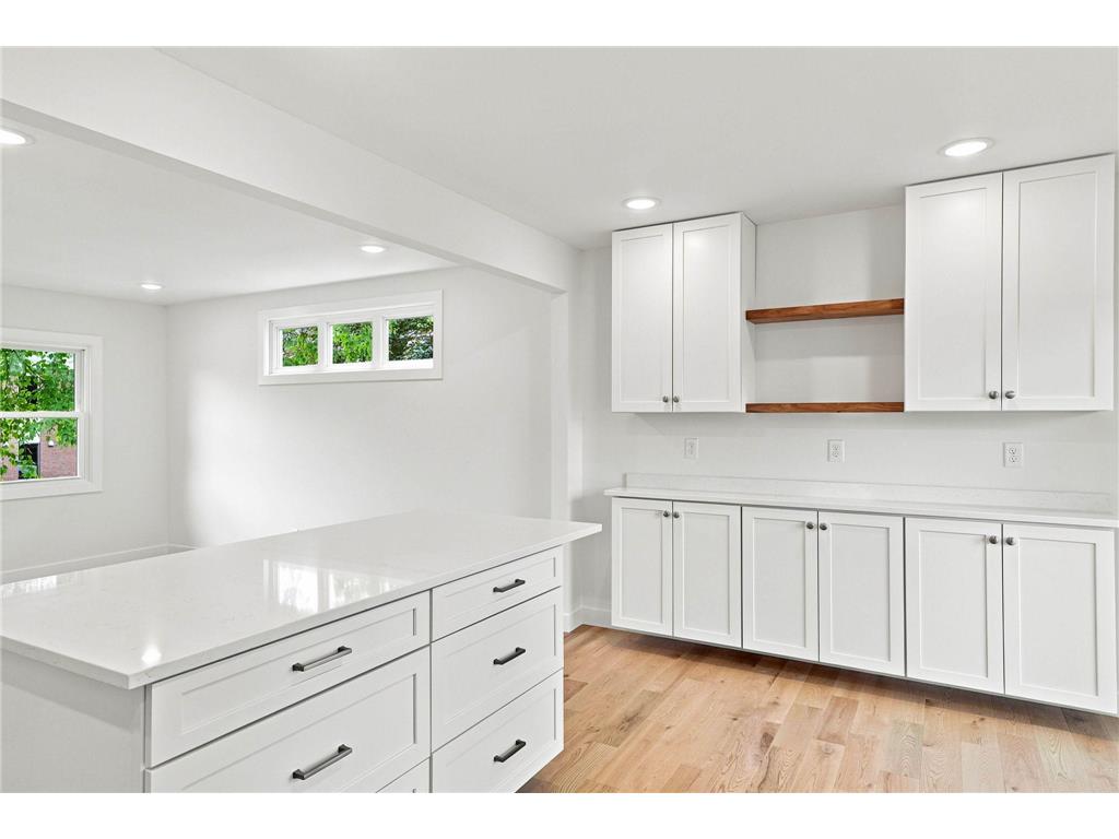 1161 Goodrich Avenue Saint Paul MN 55105 7103285 image25