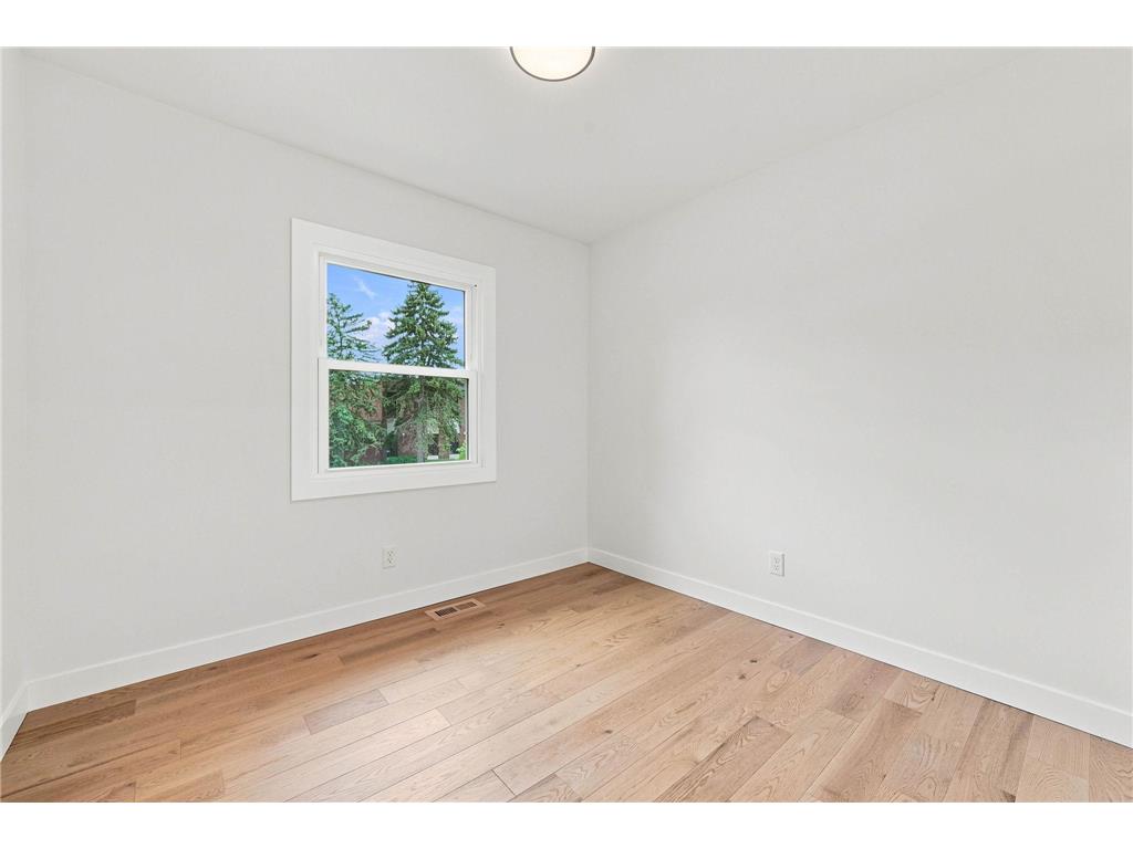 1161 Goodrich Avenue Saint Paul MN 55105 7103285 image40