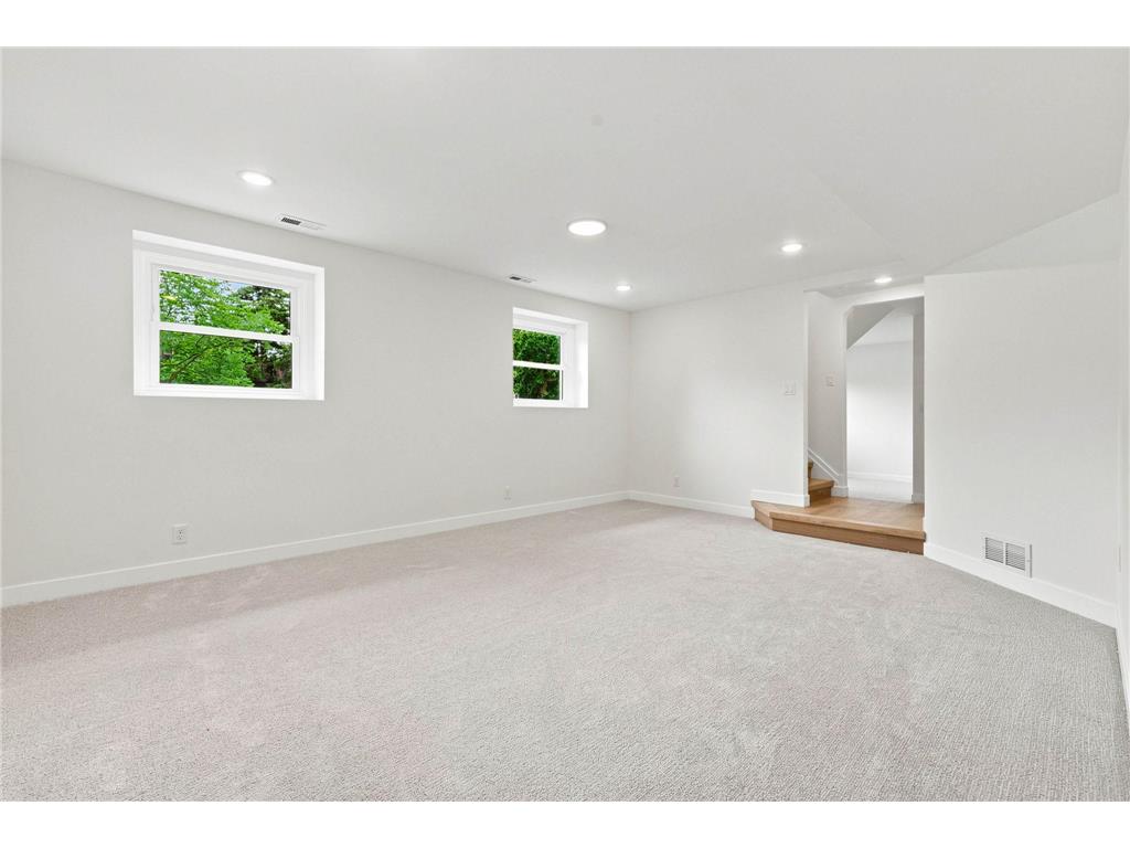 1161 Goodrich Avenue Saint Paul MN 55105 7103285 image45