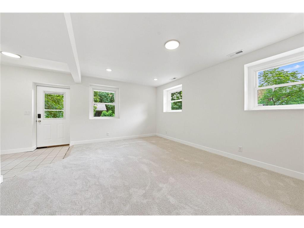 1161 Goodrich Avenue Saint Paul MN 55105 7103285 image47