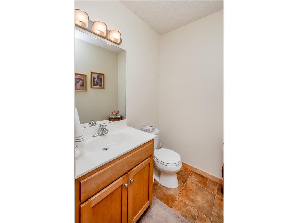 1161 Lakemoor Drive Woodbury MN 55129 7096161 image27