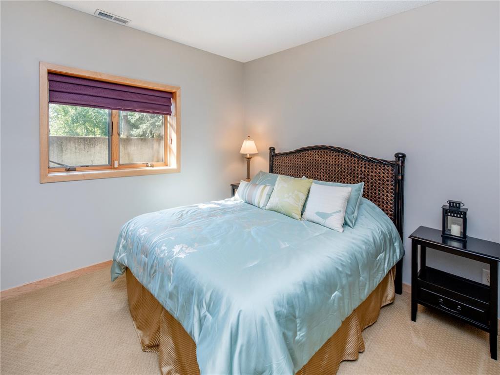 1161 Lakemoor Drive Woodbury MN 55129 7096161 image34