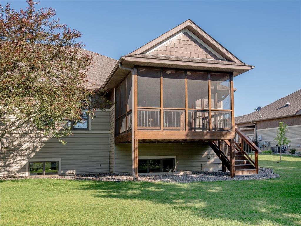 1161 Lakemoor Drive Woodbury MN 55129 7096161 image56