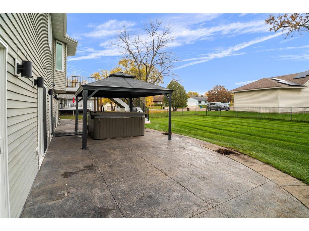 1162 Lakewood Drive S Maplewood MN 55119 6776720 image10