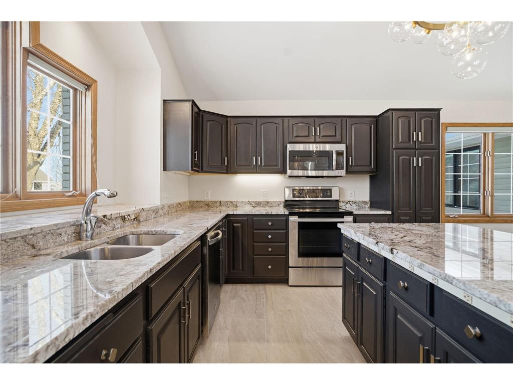1162 Lakewood Drive S Maplewood MN 55119 6776720 image27