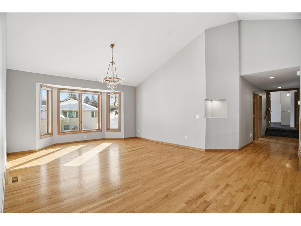 1162 Lakewood Drive S Maplewood MN 55119 6776720 image36