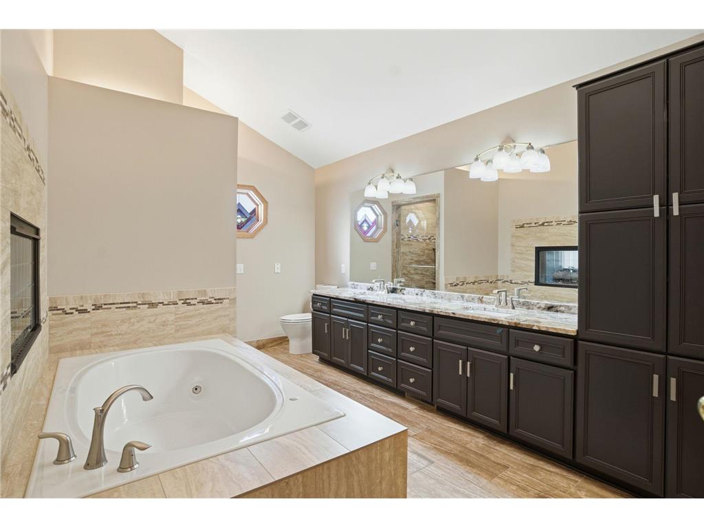 1162 Lakewood Drive S Maplewood MN 55119 6776720 image45