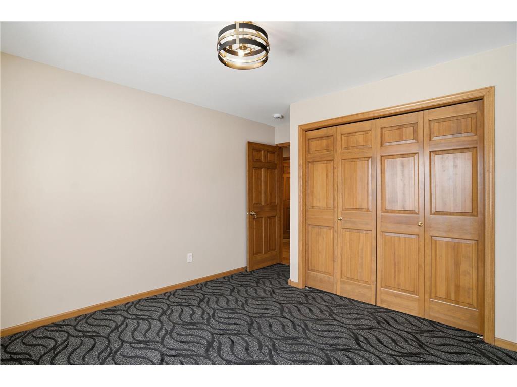 1162 Lakewood Drive S Maplewood MN 55119 6776720 image52