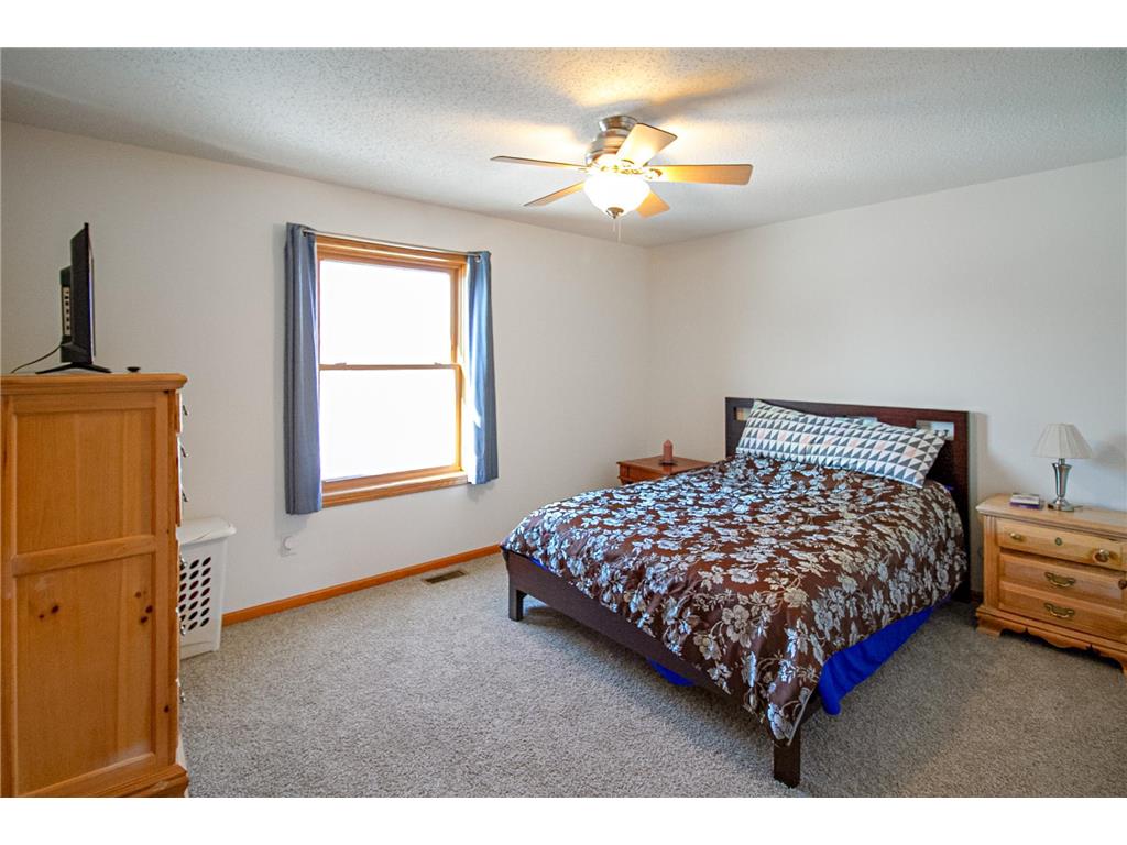 11620 Goodhue Street NE Blaine MN 55449 7046905 image25