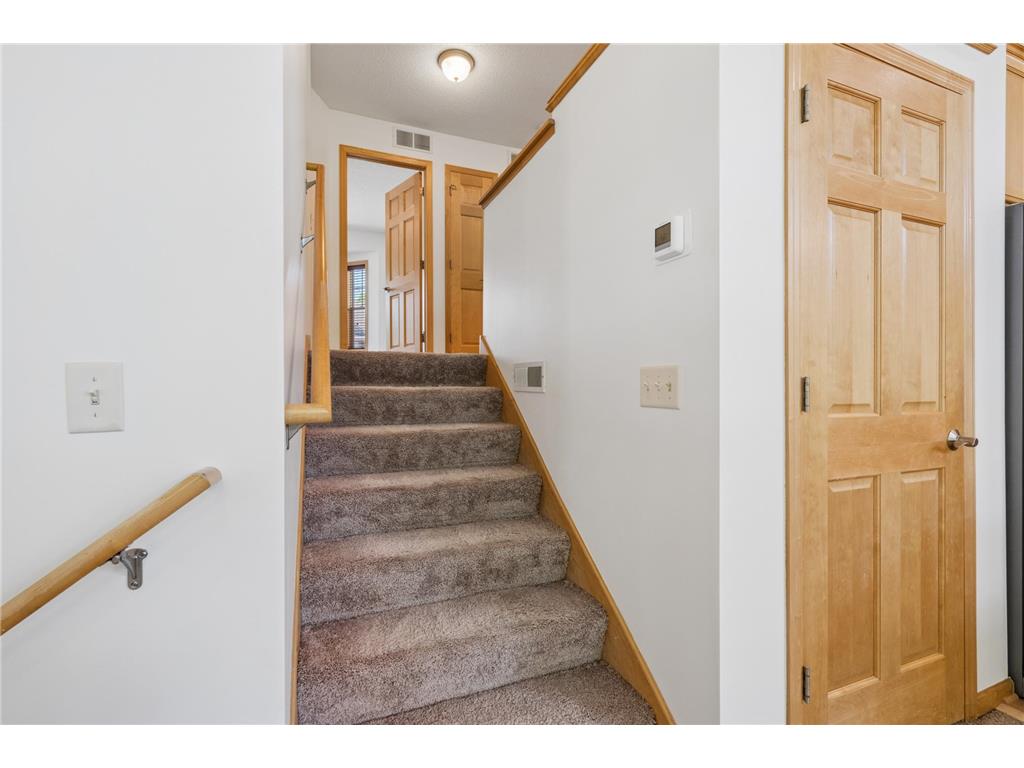 11627 Prospect Curve Woodbury MN 55129 7093200 image16