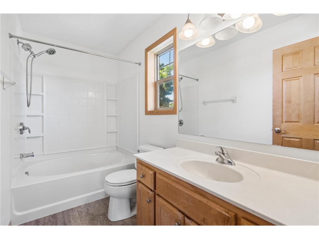 11627 Prospect Curve Woodbury MN 55129 7093200 image21