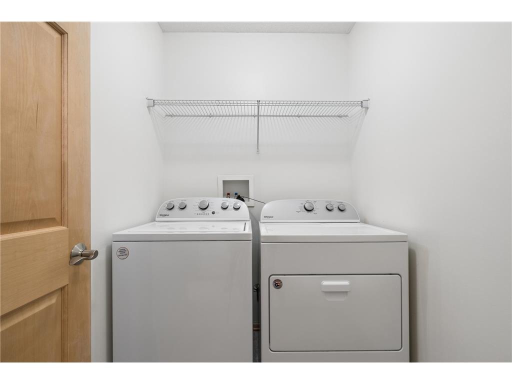 11627 Prospect Curve Woodbury MN 55129 7093200 image24