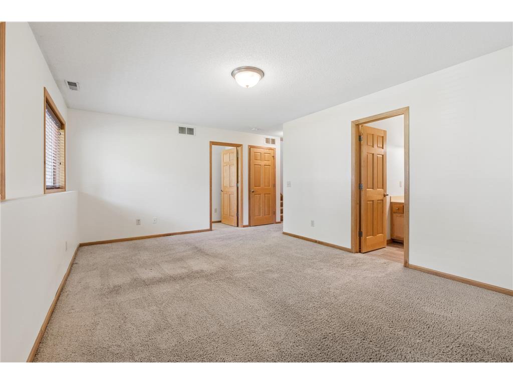 11627 Prospect Curve Woodbury MN 55129 7093200 image28