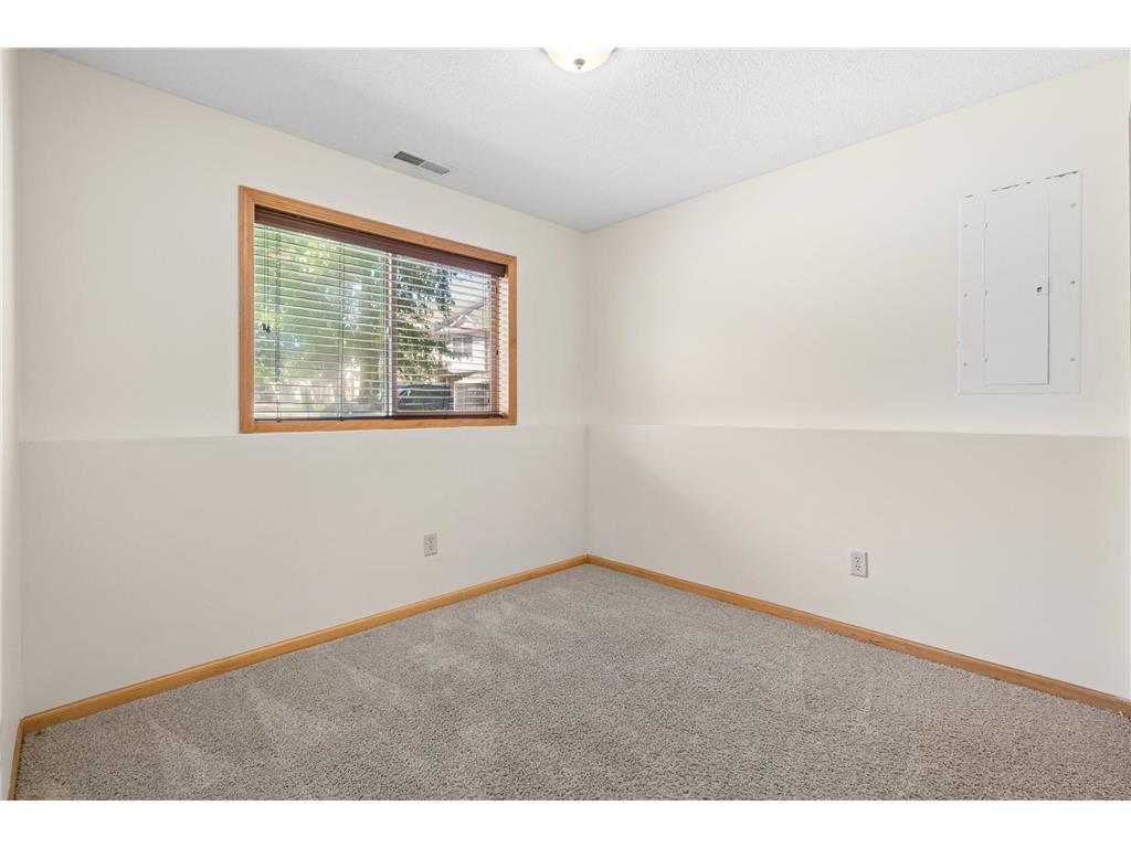 11627 Prospect Curve Woodbury MN 55129 7093200 image30