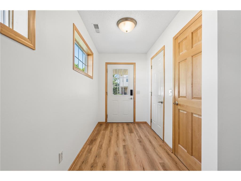 11627 Prospect Curve Woodbury MN 55129 7093200 image6