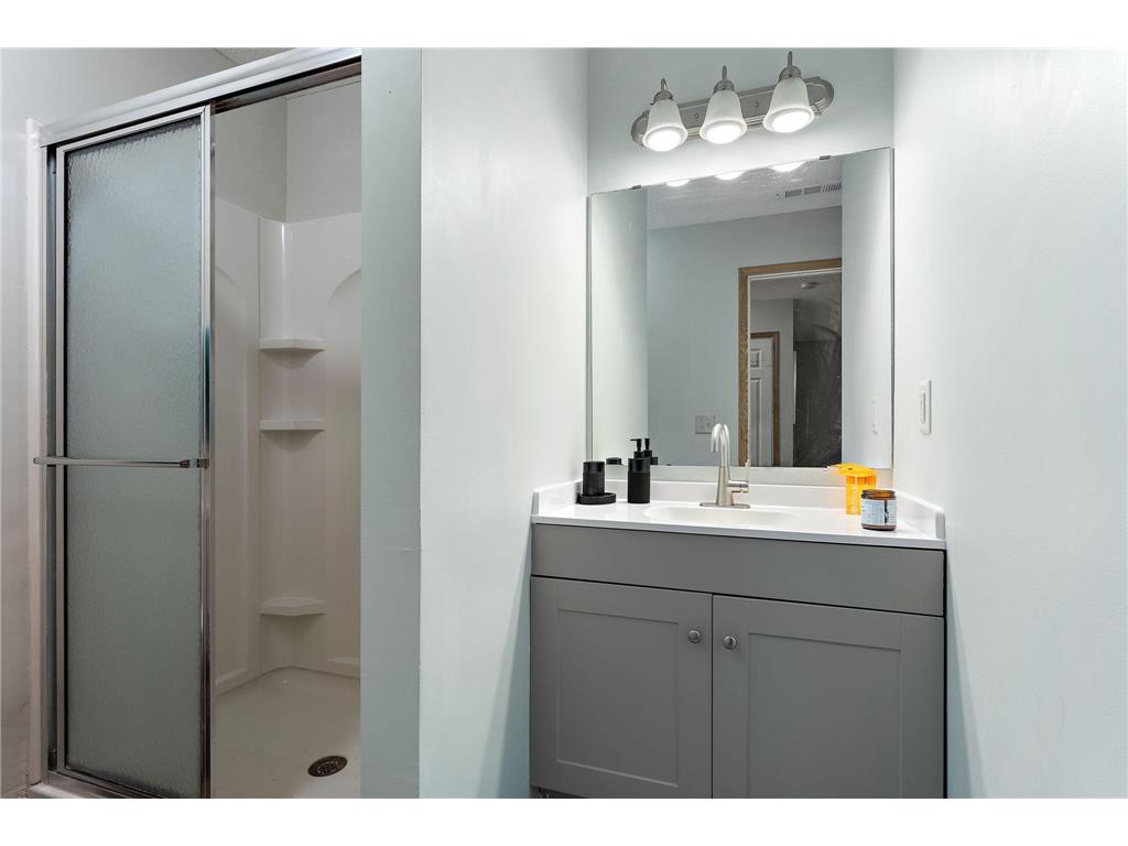 11629 Prospect Curve Woodbury MN 55129 7001742 image19