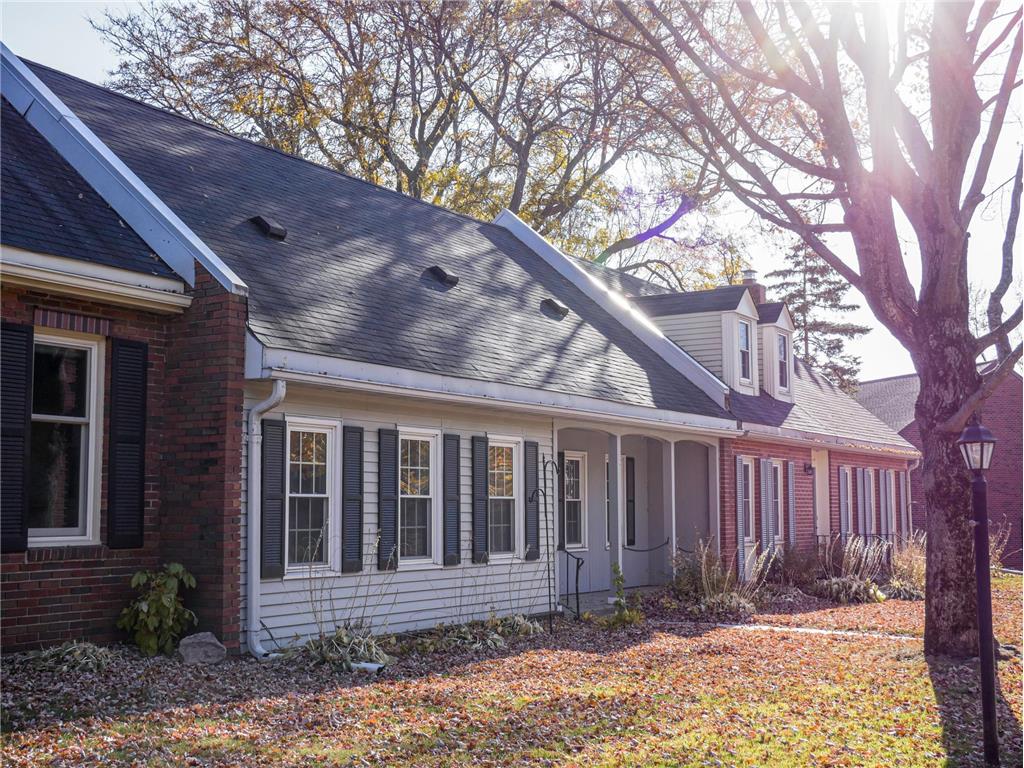 1163 Ivy Hill Drive, Mendota Heights, MN, 55118 MLS 6300760 Edina