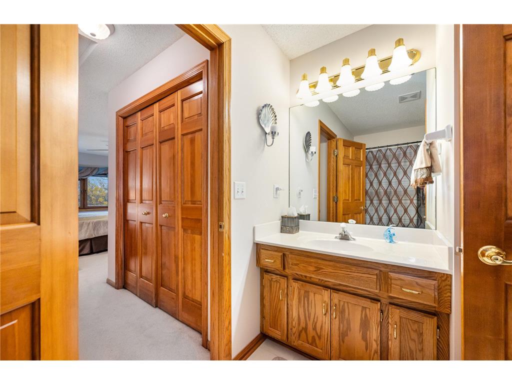 11632 Normandale Boulevard Bloomington MN 55437 7079218 image23