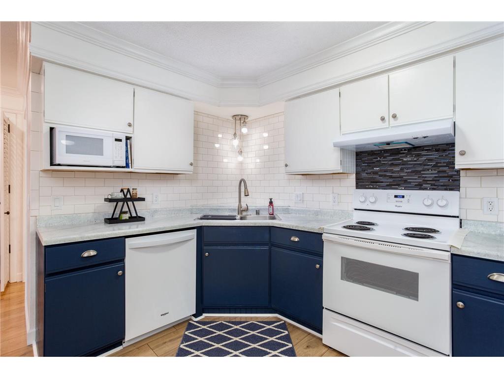 1164 Bartosh Lane #13 River Falls WI 54022 6451010 image1