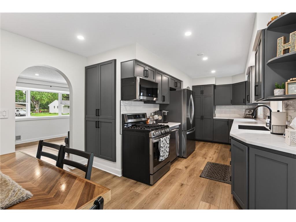 1164 Grospoint Avenue N Oakdale MN 55128 7080606 image15