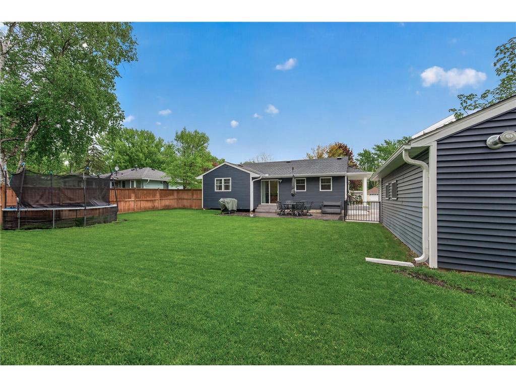1164 Grospoint Avenue N Oakdale MN 55128 7080606 image30
