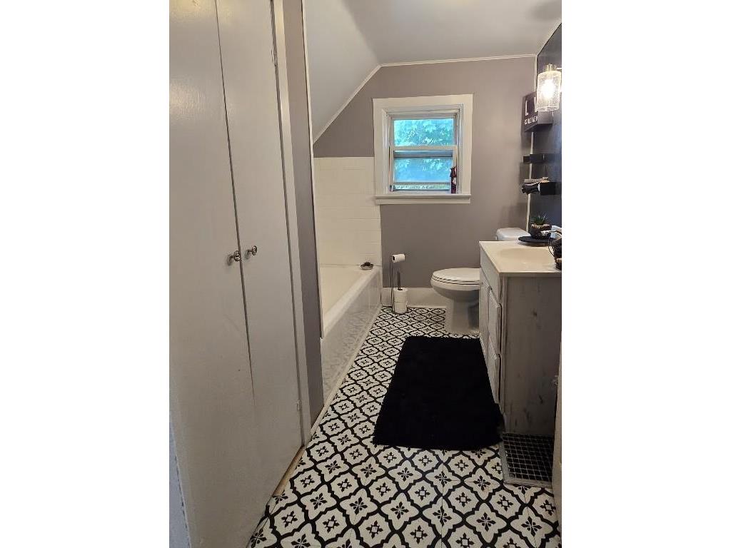 1164 Miller Avenue Windom MN 56101 7069247 image13
