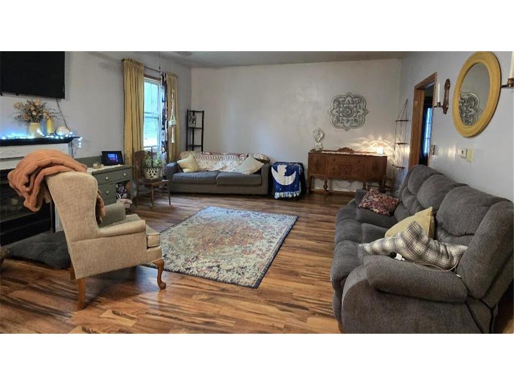 1164 Miller Avenue Windom MN 56101 7069247 image5