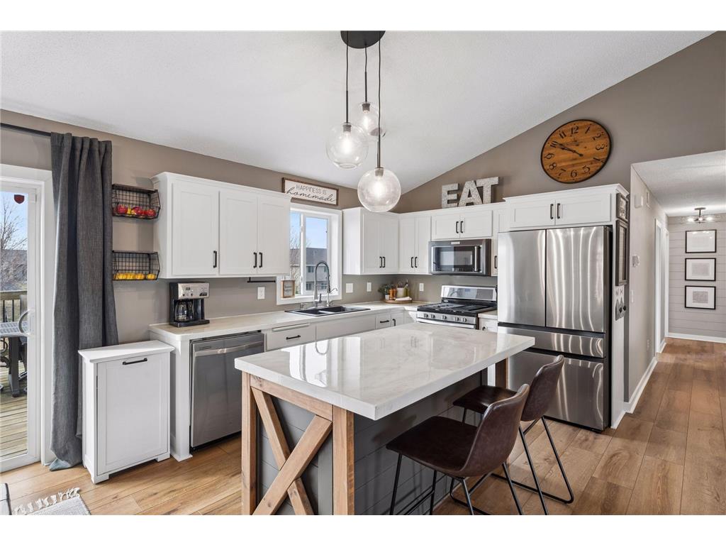 11645 11th Street NE Hanover MN 55341 7055383 image3