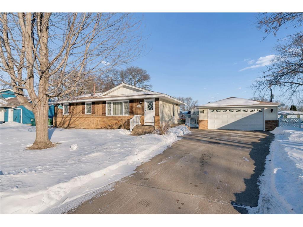 11649 Washington Street NE Blaine MN 55434 7003603 image1