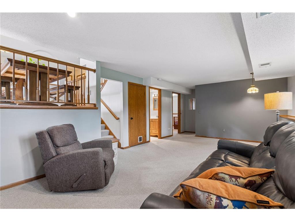 1165 Ravenswood Street Shoreview MN 55126 7025066 image29