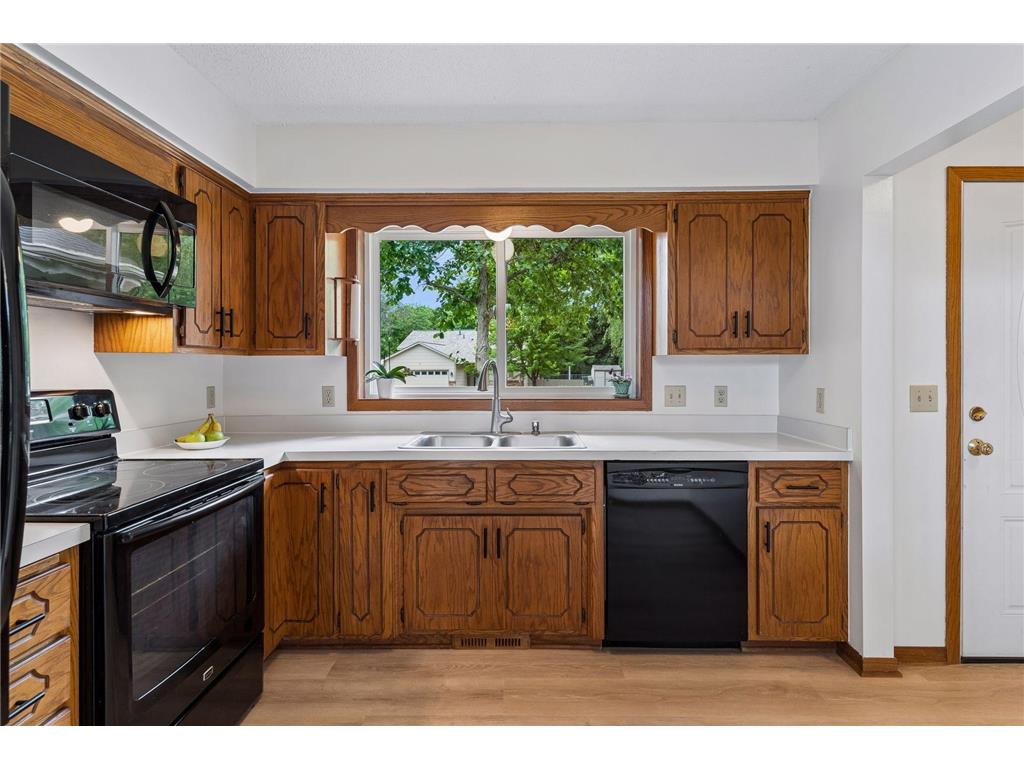 1165 Ravenswood Street Shoreview MN 55126 7025066 image9