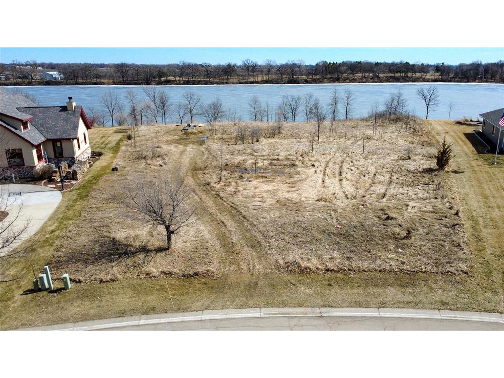 1165 W Shore Drive SW Hutchinson MN 55350 - Otter 7041138 image1