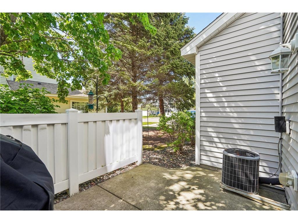 1166 100th Drive NE #A Blaine MN 55434 7075176 image32