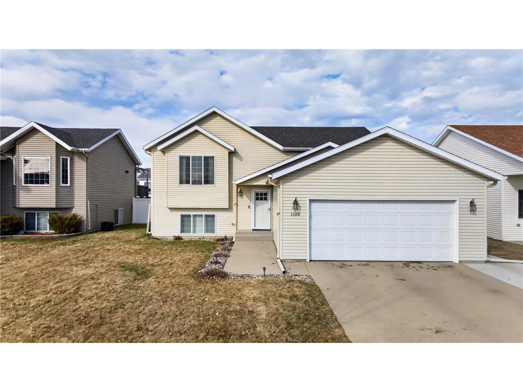 1166 39 1/2 Avenue W West Fargo ND 58078 7054366 image2