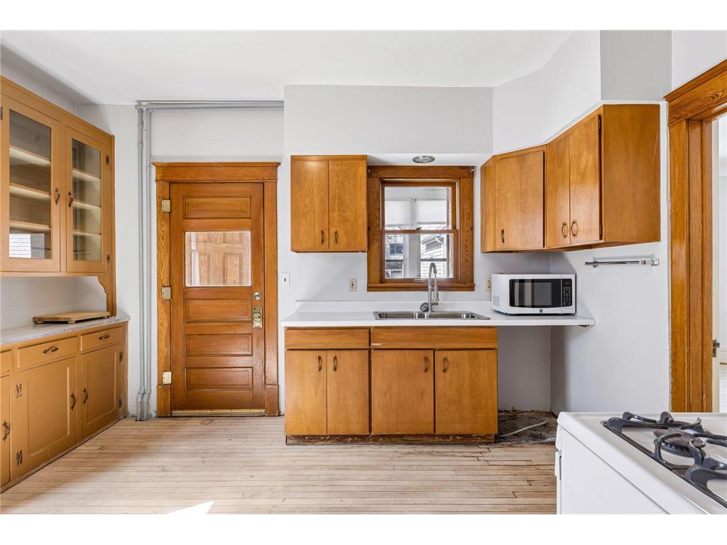 1166 Burns Avenue Saint Paul MN 55106 7048319 image23
