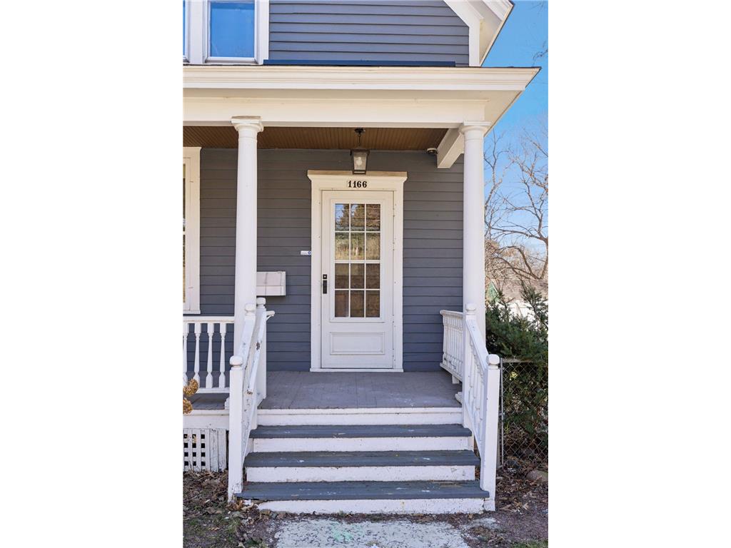 1166 Burns Avenue Saint Paul MN 55106 7048319 image3
