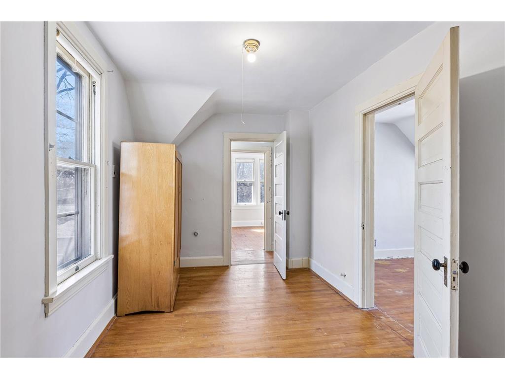 1166 Burns Avenue Saint Paul MN 55106 7048319 image35