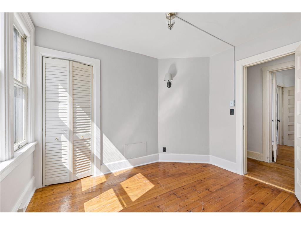 1166 Burns Avenue Saint Paul MN 55106 7048319 image37