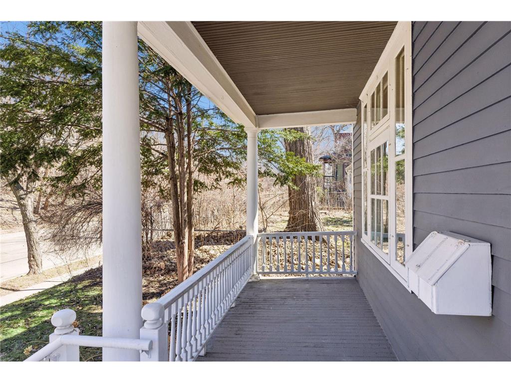 1166 Burns Avenue Saint Paul MN 55106 7048319 image4