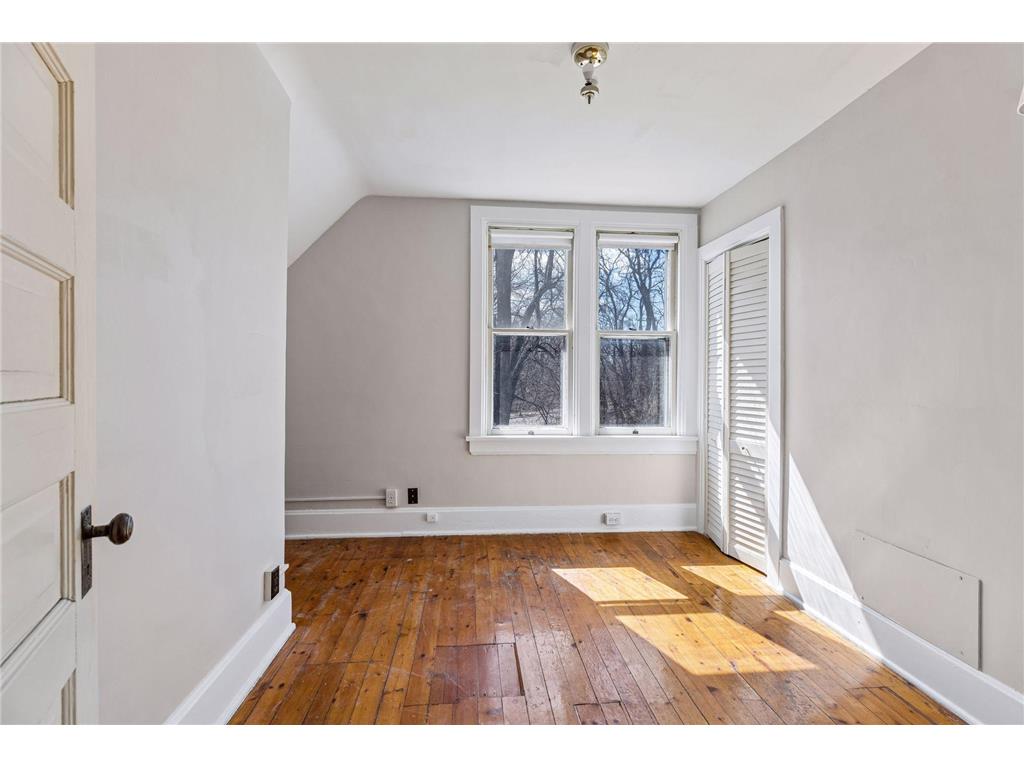 1166 Burns Avenue Saint Paul MN 55106 7048319 image41