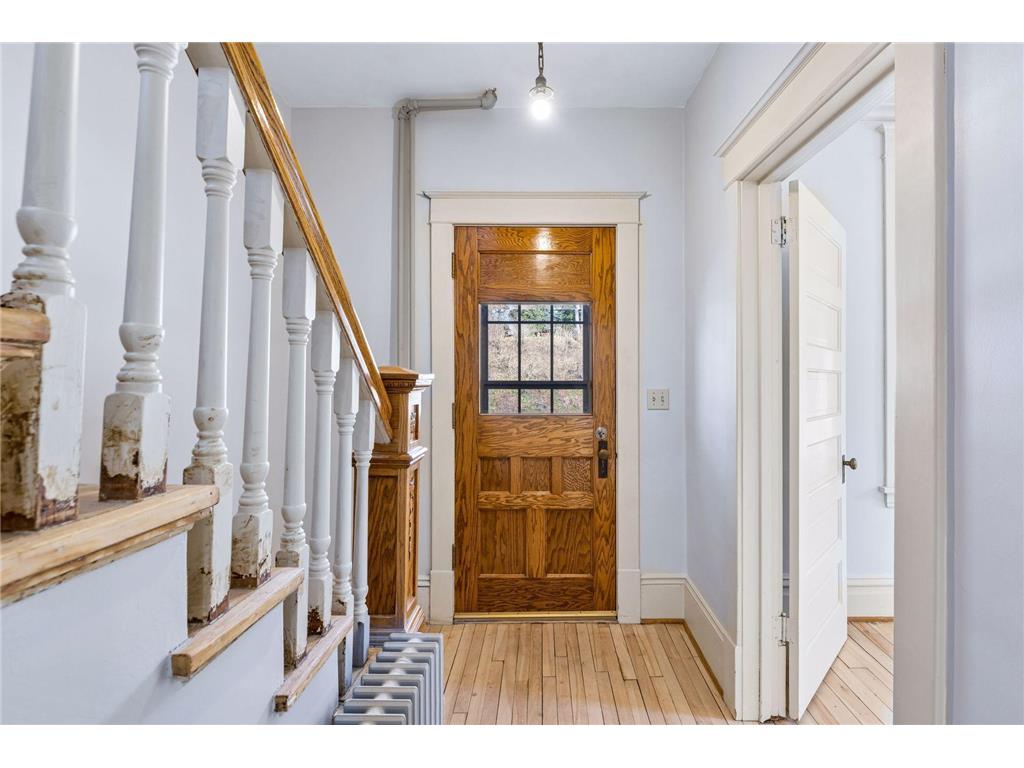 1166 Burns Avenue Saint Paul MN 55106 7048319 image5