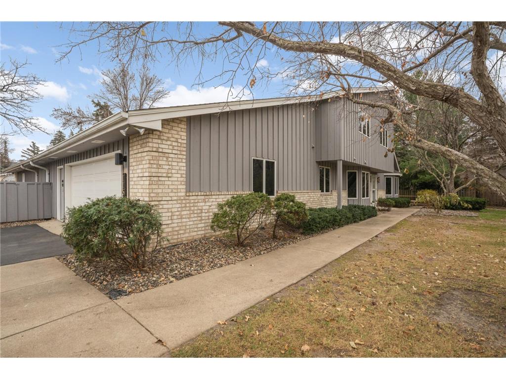 1166 Kingsley Court S Mendota Heights MN 55118 6818809 image1