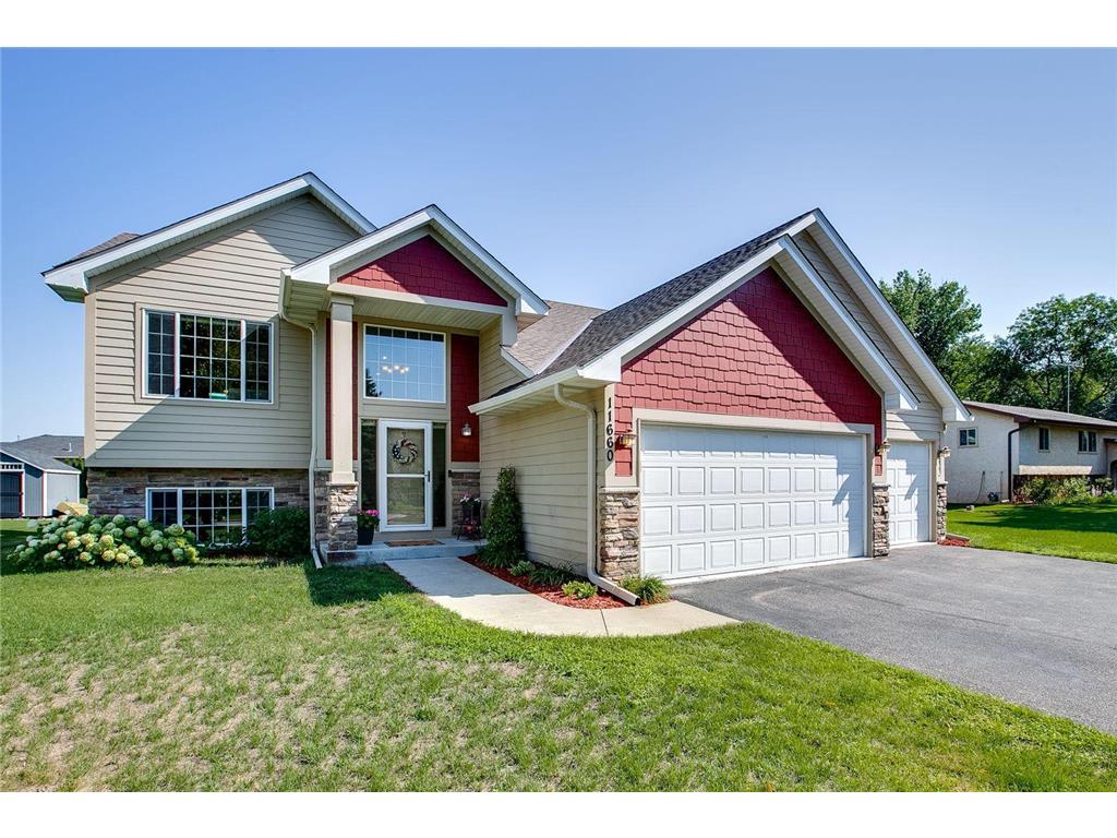 11660 134th Avenue N, Dayton, MN 55327 MLS 6411349 Edina Realty