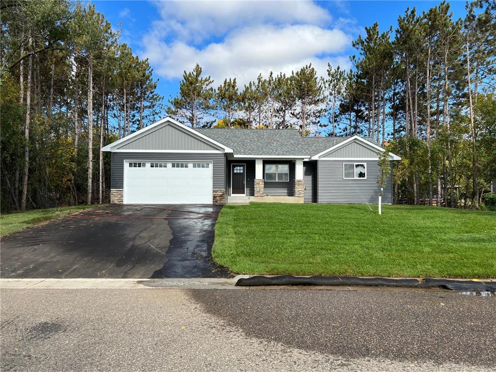 1167 Pinewood Trail, New Richmond, WI, 54017 MLS 6263401 Edina Realty