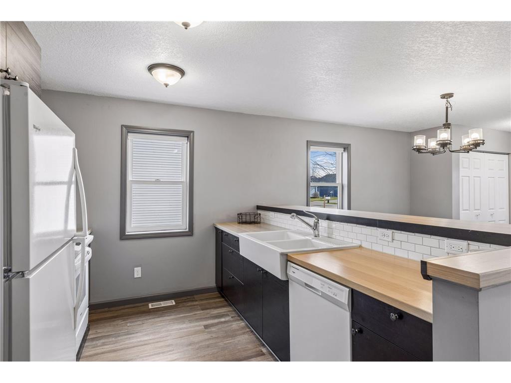 1167 Rich River Way New Richmond WI 54017 7054400 image11