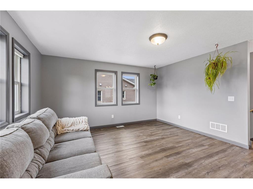 1167 Rich River Way New Richmond WI 54017 7054400 image18